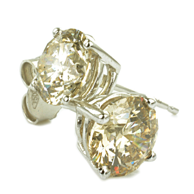 18ct White Gold Diamond Ear Studs