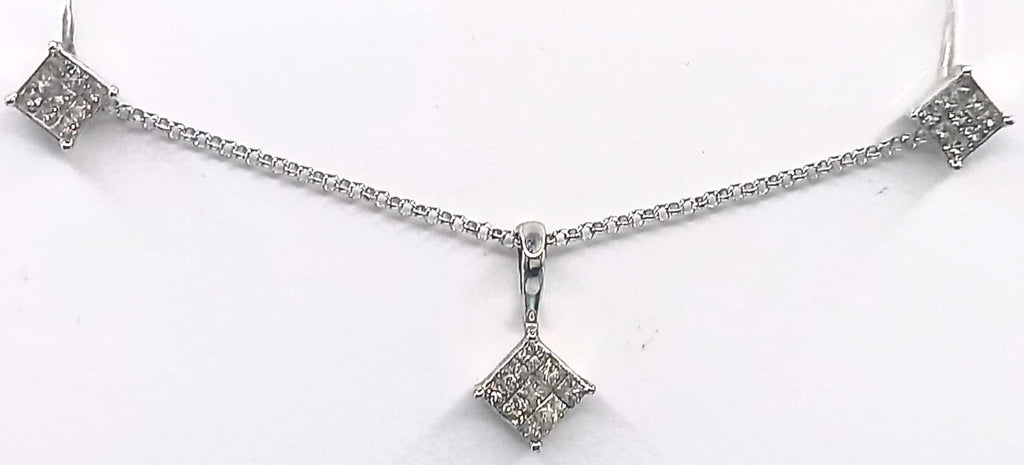 9 ct White Gold set with princess cut diamonds Set