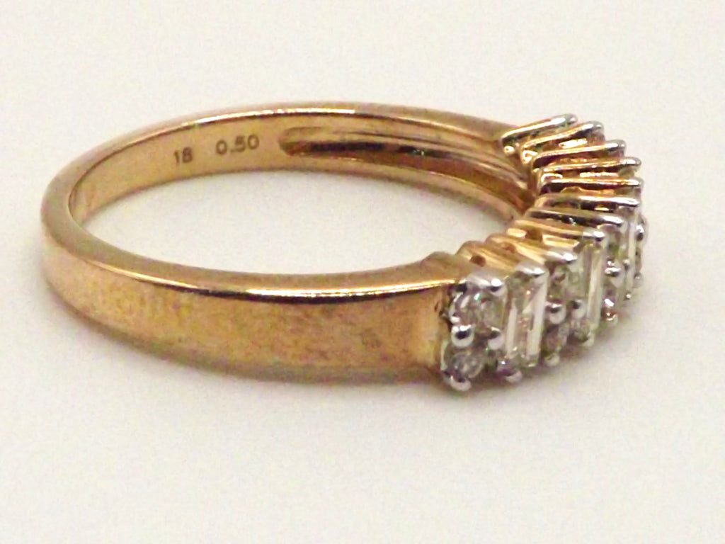 9 ct Yellow Gold ring with 0.50 ct diamonds