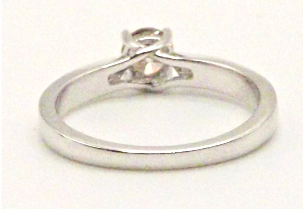 9 ct White Gold ring with 0.52 ct diamond solitaire