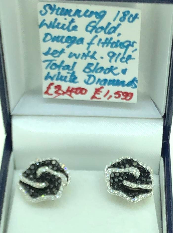 18 ct White Gold Earrings with Black & White Diamonds