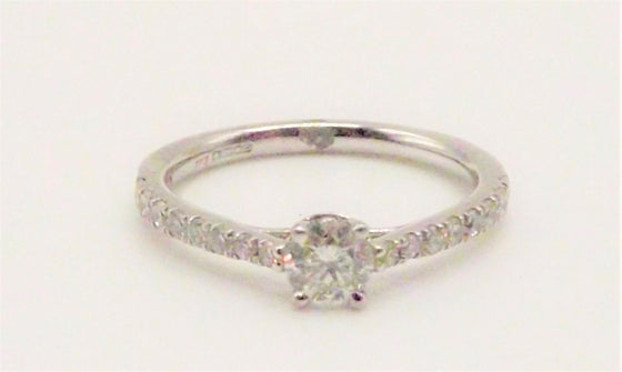 18 ct White Gold diamond solitaire ring 0.62 ct